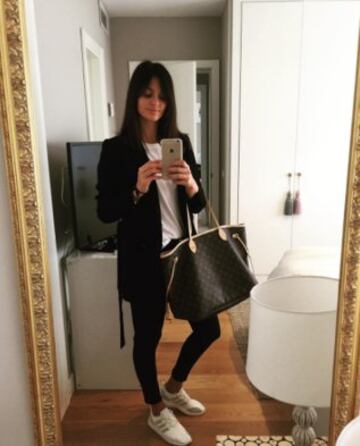 Macarena Rodr赤guez sigue con pasi車n la carrera de su novio Lucas V芍zquez.