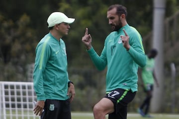 Atlético Nacional enfrenta a Fluminense en el Atanasio Girardot con la esperanza de remontar el 4 a 1 en contra que sufrió en el Maracaná en el juego de ida.