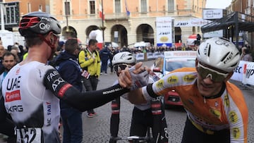 Igor Arrieta, en el podio de la Coppi e Bartali
