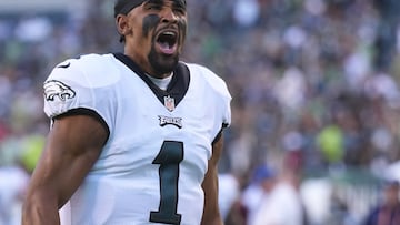 PHILADELPHIA, PA - AUGUST 12: Jalen Hurts #1 of the Philadelphia Eagles reacts prior to the preseason game against the New York Jets at Lincoln Financial Field on August 12, 2022 in Philadelphia, Pennsylvania. The Jets defeated the Eagles 24-21.   Mitchell Leff/Getty Images/AFP
== FOR NEWSPAPERS, INTERNET, TELCOS & TELEVISION USE ONLY ==