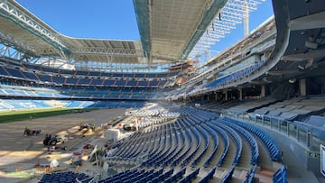 La tribuna de la lateral este ya está lista para el primer partido liguero.