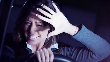 Adiós a los deslumbramientos en carretera: estas gafas para conducir de noche (y de día) filtran la luz y el 100% de los rayos UV