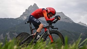 INEOS - Grenadiers' Spanish rider Carlos Rodriguez Cano cycles during the 16th stage of the 110th edition of the Tour de France cycling race, 22 km individual time trial between Passy and Combloux, in the French Alps, on July 18, 2023. (Photo by Marco BERTORELLO / AFP)