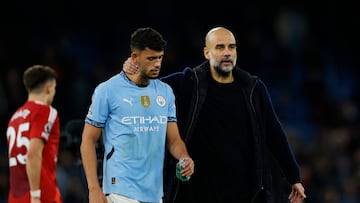 El legendario exfutbolista del Manchester United expone los motivos que llevaron al City a vivir un momento tan crítico luego de tantos éxitos.