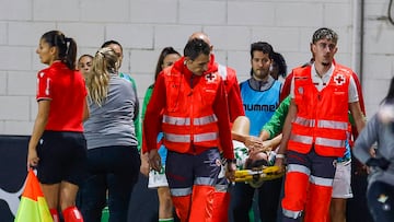 24/11/24 FUTBOL FEMENINO LIGAF
PARTIDO PRIMERA DIVISION IBERDROLA
VALENCIA - BETIS
LESION CAMILLA