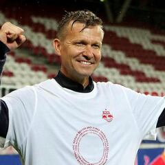 Jesse Marsch es nombrado entrenador del año con Salzburg