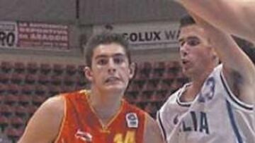 <b>CONTROLADO. </b>Antelo estuvo bien marcado por la defensa italiana.