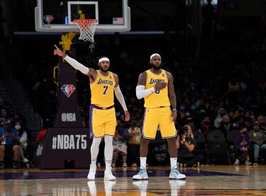 Referentes en el prolífico draft de 2003, Carmelo Anthony y LeBron James habían ganado juntos dos oros olímpicos (Pekín 2008 y Londres 2012), y sus carreras en la NBA se juntaron en 2021, cuando Melo firmó por Los Angeles Lakers. La temporada 2021-22 fue decepcionante para el equipo californiano que no llegó a Playoffs. 