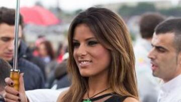 <b>Adiós con el corazón</b> Ignoro si han reparado en el drama: no sólo nos quedamos sin motos hasta el próximo mes de marzo, también sin las guapas que acompañan al Mundial. A partir de ahora, quien busque una belleza de inspiración vampírica tendrá que viajar a Transilvania o comprarse una Monster High.