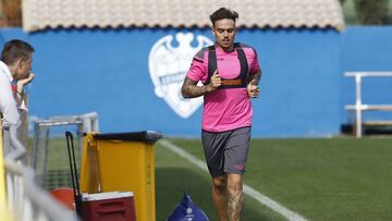 02/11/17 ENTRENAMIENTO DEL LEVANTE
TITO - ROGER