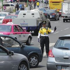 Multas en CDMX: Esto tienes que pagar si tu coche no tiene defensa, luces, parabrisas, neumáticos…