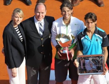El romance de Rafa Nadal con Montecarlo siguió en 2011. Se daba una nueva final española, esta vez ante David Ferrer. El manacorí ganó por  6-4, 7-5.

