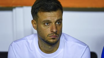 Martin Anselmi head coach of Cruz Azul during the 1st round match between Cruz Azul and Pachuca as part of the Torneo Clausura 2024 Liga MX at Ciudad de los Deportes Stadium on January 13, 2024 in Mexico City, Mexico.