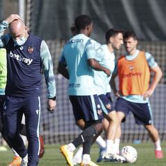 López: "La falta de acierto nos vuelve a penalizar"