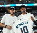 Neymar realiza el primer lanzamiento en el Opening Day de Miami Marlins en MLB