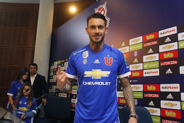 Mauricio Pinilla fue presentado hace unas semanas en el equipo de Ángel Guillermo Hoyos. Es su cuarta etapa en el equipo azul.