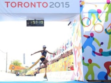 La triatleta chilena se quedó con la medalla de oro tras lograr un tiempo de 1:57:18. De paso, se clasificó a los Juegos Olímpicos de Río de Janeiro 2016.