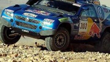<b>RETO.</b> Sainz afronta el reto de superar el Rally Lisboa-Dakar.