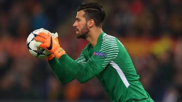 Karius: Reported Liverpool target Alisson offers moral support