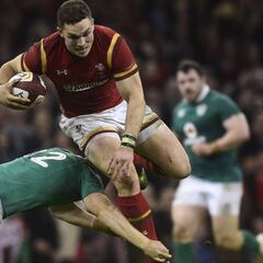 Gales tira de casta ante Irlanda y acerca el título a Inglaterra