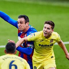 Foyth y Funes Mori fueron un muro ante el Eibar