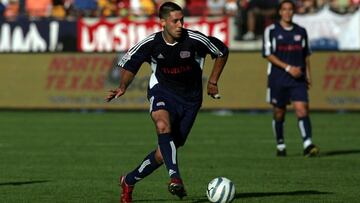 Empezó su carrera futbolística vistiendo el jersey del New England Revolution, franquicia con la que jugó del 2004 al 2006 siendo nombrado novato del año en su temporada debut. 