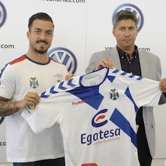 Serrano: "Héctor es de esos fichajes de última semana"