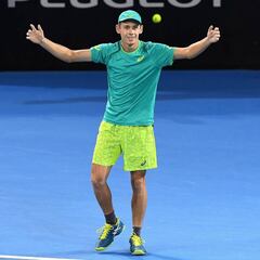 De Miñaur soprende a Raonic y Kyrgios sufre para batir a Ebden