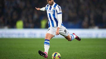 Mikel Merino of Real Sociedad during the La Liga match between Real Sociedad and Cadiz CF played at Reale Arena Stadium on March 3, 2023 in San Sebastian, Spain. (Photo by Cesar Ortiz / Pressinphoto / Icon Sport)