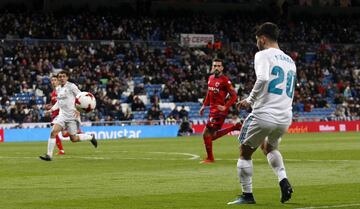 2-1. Marco Asensio en el segundo gol que marcó Lucas Vázquez.