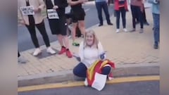 Protesta en España terminó con insultos racistas como este