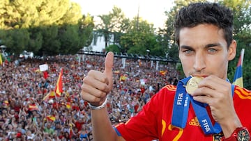 13/07/10 HOMENAJE RECIBIMIENTO JESUS NAVAS PUEBLO LOS PALACIOS
SELECCION ESPAÑOLA ESPAÑA CAMPEONES DEL MUNDO 2010
SEGUIDORES AMBIENTE