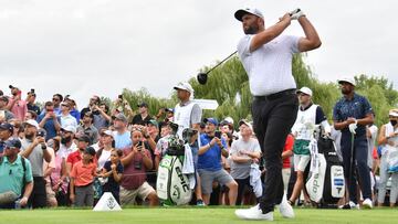 Rahm, colíder bajo amenaza de huracán en Nueva Jersey