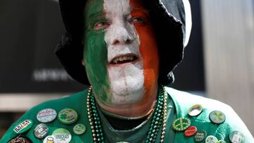 El Día de San Patricio se celebra en todo el mundo y ciudades como Nueav York, Londres o Madrid lucen el color verde.