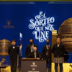 Un hombre gana el Gordo de la Primitiva y el tercer premio de la Lotería de Navidad en diez días