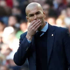 Zidane: "Hay muchos que juegan bien, el problema ahora es mío"