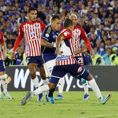 Junior 1x1: La defensa le falla a Reyes