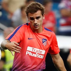 Griezmann: aplauso a Modric al ofrecer el The Best al Bernabéu