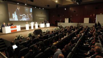 Los 139 miembros de la Asamblea elegir&aacute;n esta tarde en la Casa del F&uacute;tbol, en Las Rozas, al nuevo presidente de la Federaci&oacute;n hasta 2020.