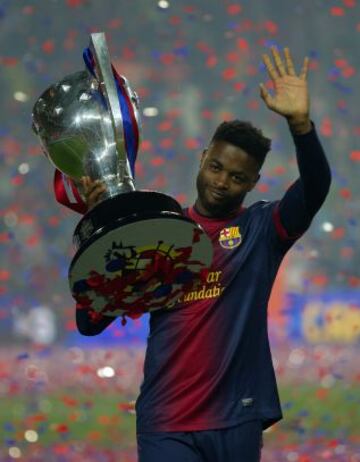 El Barcelona recibe el trofeo de la Liga BBVA 2012-2013.