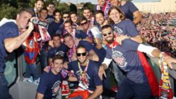 Imagen de los jugadores del Atlético celebrando la Liga 2013-14.