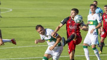 El Elche puede caerse del playoff tras cinco jornadas entre los seis primeros