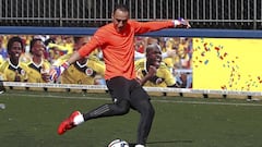 Ospina llena la prensa inglesa y se alista para la Champions