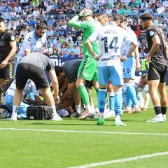 El Málaga, con gran polémica, se acerca al tren del liderato ante el Intercity