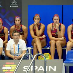 Las 14 chicas de plata que mezclan pasado, presente y futuro