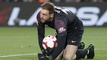 Oblak, en un partido con el Atlético.