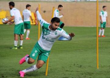 El pequeño volante tuvo harta acción en Santos Laguna pero no logró marcar muchas diferencias. En 14 partidos, no hizo goles. 