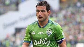 El uruguayo que forma parte de Seattle Sounders, inici&oacute; una campa&ntilde;a para recolectar alimentos y donarlos a Paysand&uacute;, su ciudad natal, que se ha visto afectada por el COVID-19.