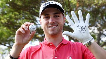 Justin Thomas celebra su registro de 59 durante la primera jornada del Sony Open que se celebra en Hawai.