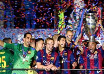 Claudio Bravo tuvo su gran año. Campeón de la Liga, de la Copa del Rey, de la Supercopa de España, de la Champions League, del Mundial de Clubes y de la Copa América. Se llevó el cóndor de oro del Mejor de los Mejores.